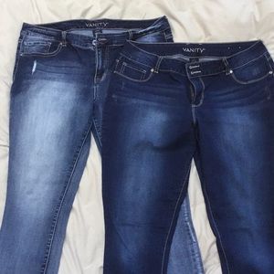 2 pairs Vanity Capri jeans